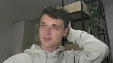 london_tomy online show from October 5, 2:43 am