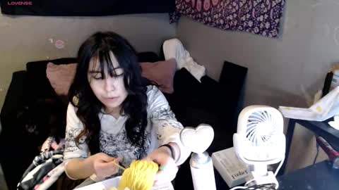 Snapshot of londonray chatting on February 14, 8:00 am londonray online show from February 14, 8:00 am