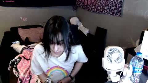 Snapshot of londonray chatting on February 15, 6:21 am londonray online show from February 15, 6:21 am