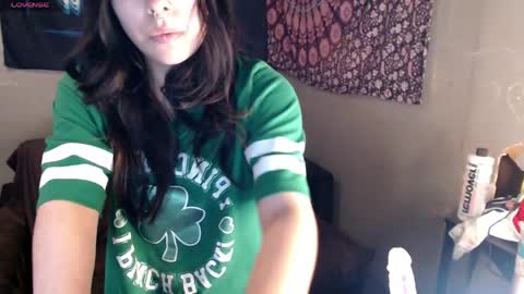 Snapshot of londonray chatting on March 21, 1:10 am londonray online show from March 21, 1:10 am