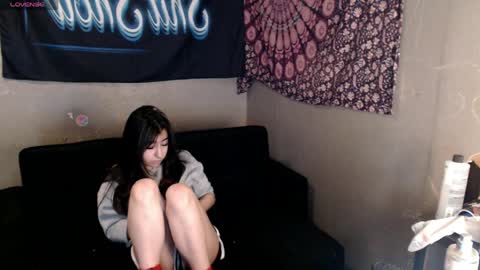 Snapshot of londonray chatting on April 3, 11:58 pm londonray online show from April 3, 11:58 pm