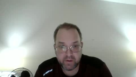 Lonely Man online show from April 18, 7:23 am
