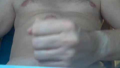 lonesomelust83 online show from February 1, 8:07 pm