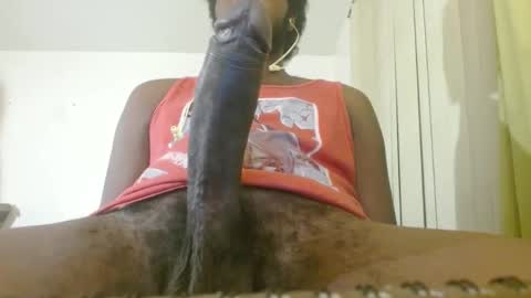 Snapshot of longblackcock28 chatting on September 30, 10:31 am longblackcock28 online show from September 30, 10:31 am