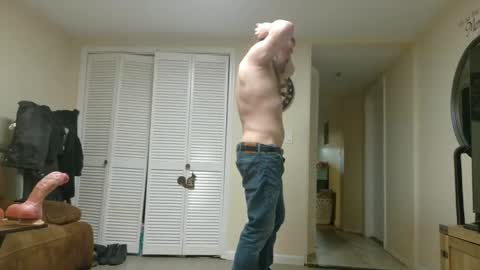 longhairedfreak1921 online show from May 5, 12:57 pm