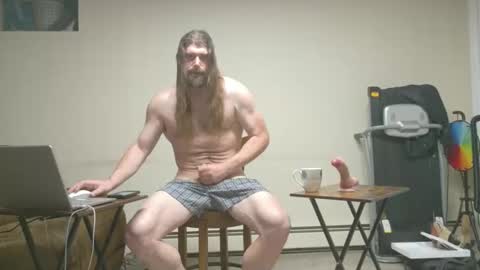 longhairedfreak1921 online show from May 21, 12:12 pm