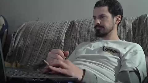 Alejandro Rulitos Twitter longnight55 Intagram 5longnight5 online show from January 19, 4:22 pm