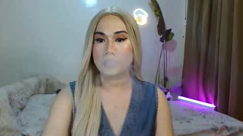 Snapshot of longoria_crawford chatting on October 4, 2:37 pm My Lover Dadddy roberto online show from October 4, 2:37 pm