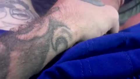 longslong420420 online show from May 16, 5:04 am
