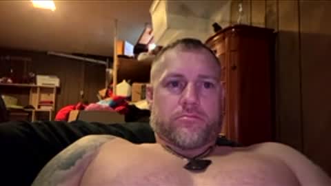 Snapshot of longstrokin8869 chatting on April 13, 12:32 pm Bradsobad88 online show from April 13, 12:32 pm