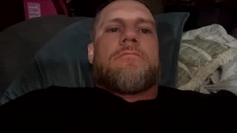 Snapshot of longstrokin8869 chatting on June 2, 5:42 am Bradsobad88 online show from June 2, 5:42 am