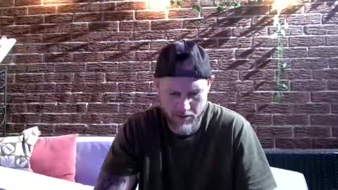 Snapshot of longstrokin8869 chatting on June 3, 2:36 am Bradsobad88 online show from June 3, 2:36 am