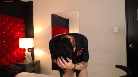 Snapshot of looganwoods chatting on January 18, 8:45 pm LOGAN WOODS online show from January 18, 8:45 pm