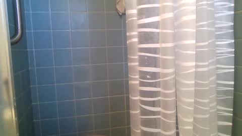 Snapshot of lookatmyjunk1 chatting on December 30, 5:13 pm thedestroyer online show from December 30, 5:13 pm