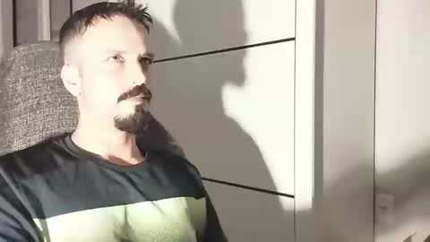 Snapshot of lookaz4010 chatting on March 30, 12:17 pm Lucas online show from March 30, 12:17 pm