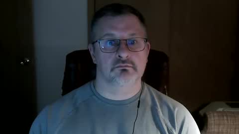 Snapshot of lookin75 chatting on March 10, 3:33 am lookin75 online show from March 10, 3:33 am