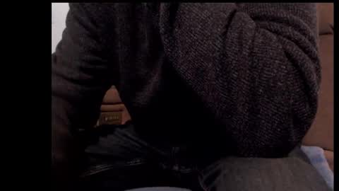 looking469 online show from November 23, 2:06 pm