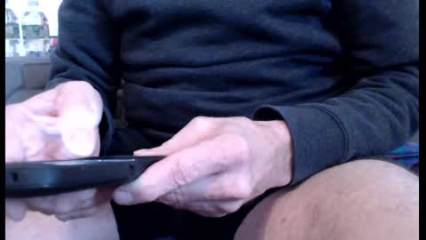 Snapshot of looking469 chatting on February 12, 6:03 pm looking469 online show from February 12, 6:03 pm