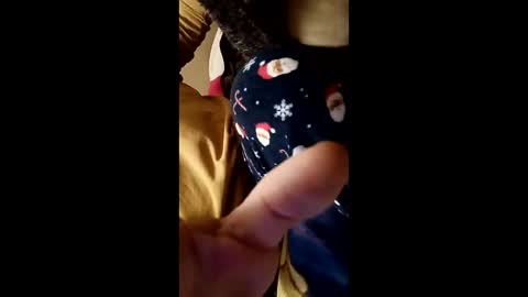 Snapshot of looking4bush chatting on December 22, 1:57 am looking4bush online show from December 22, 1:57 am