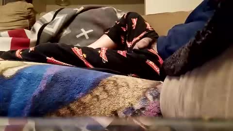 Snapshot of looking4bush chatting on February 16, 4:08 am looking4bush online show from February 16, 4:08 am