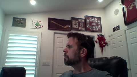 lookyherre online show from April 2, 5:21 pm