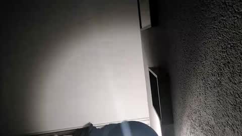 loolaunshaved online show from March 27, 11:04 pm