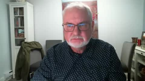 loop102 online show from October 25, 1:24 am