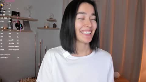 Lora control 2 min for every new Fan Club subscriber online show from December 17, 8:09 am