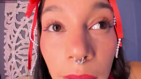 loraineblake online show from December 19, 3:19 pm