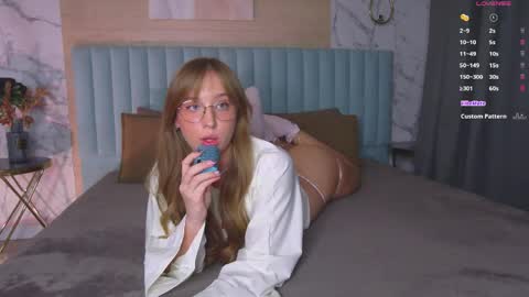 Loraine online show from April 26, 2:59 pm