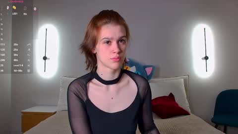 Lora online show from April 25, 2:25 pm