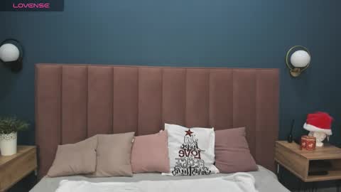 Snapshot of lorasunny chatting on January 6, 1:31 am Ur sensual Lora online show from January 6, 1:31 am