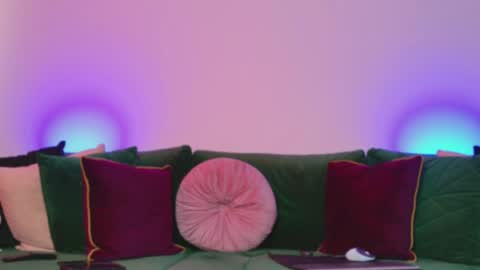 Miss online show from May 11, 4:04 pm