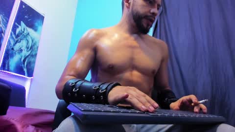 jack online show from December 6, 5:42 am