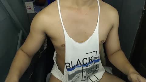 Snapshot of lord_of_cum69 chatting on January 31, 5:19 am Macky online show from January 31, 5:19 am