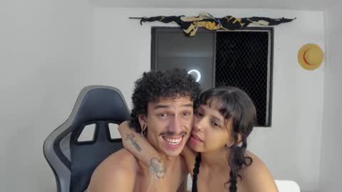 Snapshot of lordpussy__ chatting on October 16, 4:13 am lordpussy__ online show from October 16, 4:13 am