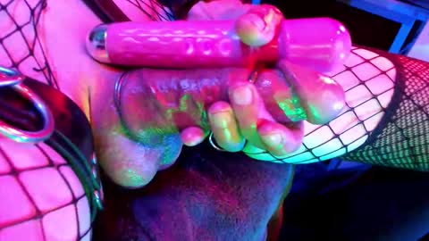 Snapshot of lordsexsmith chatting on November 11, 2:22 am Sexsmith online show from November 11, 2:22 am