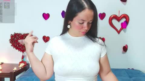 Loren Grey online show from February 14, 8:38 pm