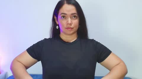 Snapshot of loreen_grey chatting on May 2, 8:03 pm Loren Grey online show from May 2, 8:03 pm