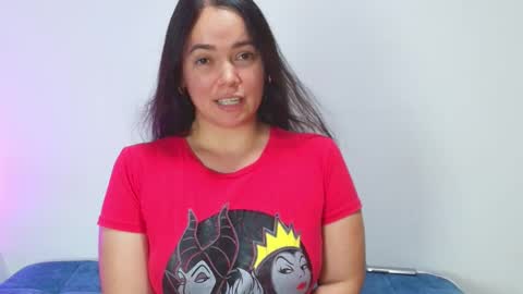 Snapshot of loreen_grey chatting on May 14, 8:26 pm Loren Grey online show from May 14, 8:26 pm