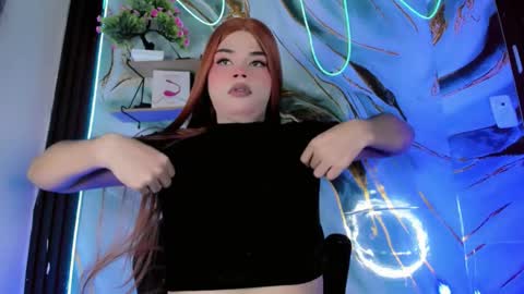 Snapshot of lorems_ chatting on November 12, 11:10 am lorems_ online show from November 12, 11:10 am