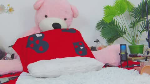 Hi Im Lorena an independent model Im waiting for you for any craziness you dream of... online show from December 23, 7:30 pm