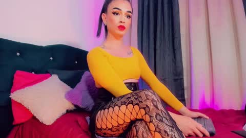 lesly lorena online show from October 8, 3:04 am