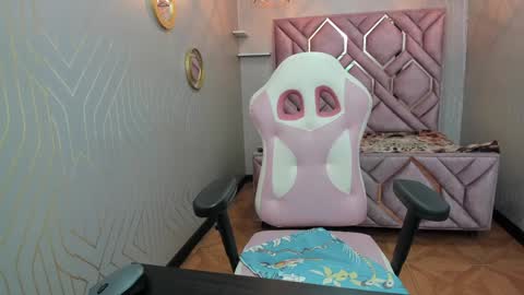 Snapshot of lorena_watson chatting on January 31, 4:36 am lorena_watson online show from January 31, 4:36 am