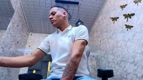 Snapshot of lorena_watson chatting on February 18, 3:35 am lorena_watson online show from February 18, 3:35 am