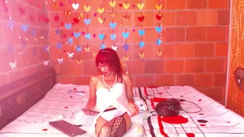 Snapshot of lorenacapelli chatting on January 31, 2:28 pm Lorena Capelli online show from January 31, 2:28 pm