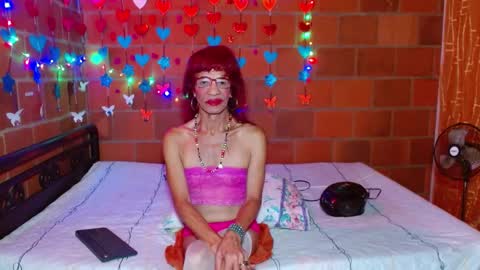 Snapshot of lorenacapelli chatting on February 14, 10:38 am Lorena Capelli online show from February 14, 10:38 am