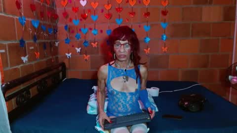 Snapshot of lorenacapelli chatting on February 23, 12:41 am Lorena Capelli online show from February 23, 12:41 am