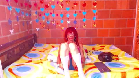 Snapshot of lorenacapelli chatting on February 26, 1:19 pm Lorena Capelli online show from February 26, 1:19 pm