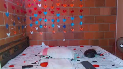 Snapshot of lorenacapelli chatting on September 22, 9:17 pm Lorena Capelli online show from September 22, 9:17 pm